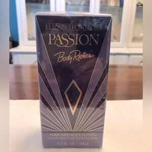 New Sealed Elizabeth Taylor Passion Body Riches Scented Body Lotion 5.25 oz